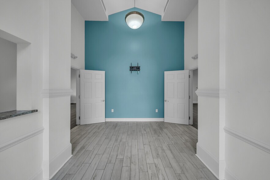 More Photos Of 25239 Perdido Beach Blvd, Orange Beach Bank For Sale