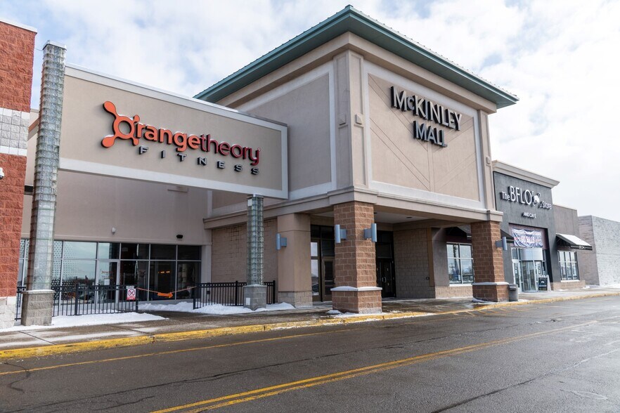 More Photos Of 3701 McKinley Pky, Buffalo General Retail For Sale
