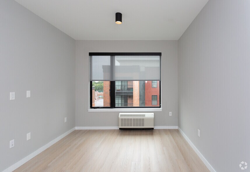 More Photos Of 147 Bloomfield Ave, Montclair Apartments For Lease