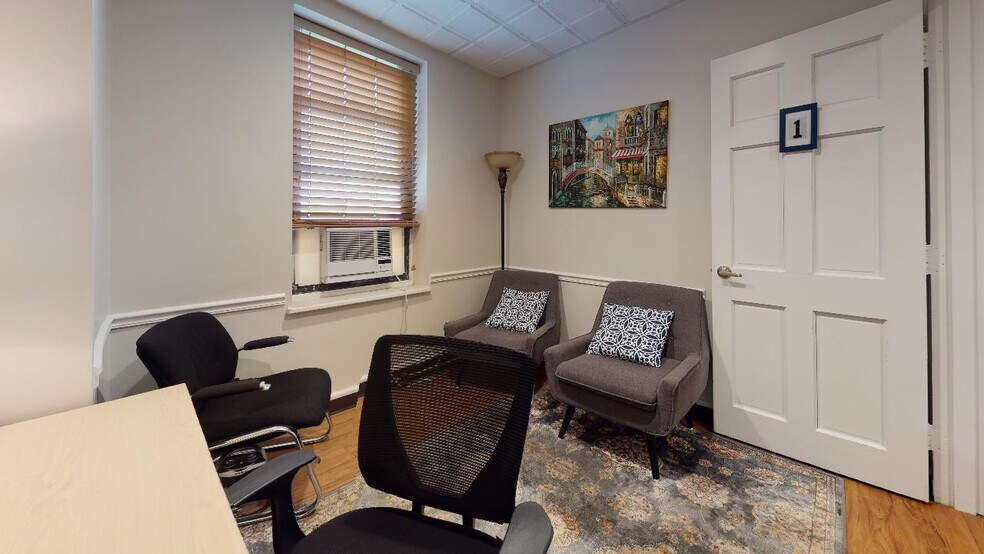 More Photos Of 98120 Queens Blvd, Rego Park Apartments For Sale