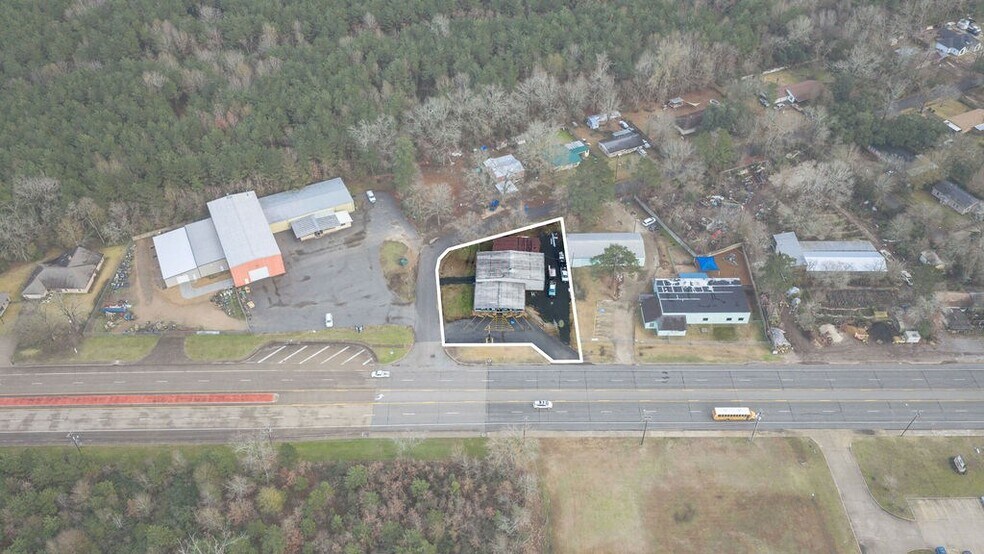 More Photos Of 2216 N Timberland Dr, Lufkin Industrial For Lease