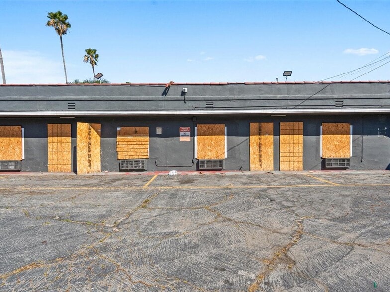 More Photos Of 10914 S Figueroa St, Los Angeles Hotel For Sale