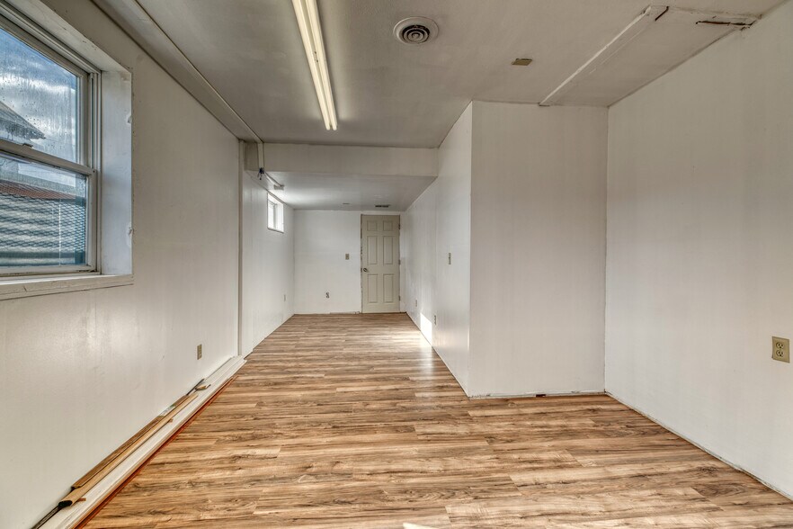 More Photos Of 235 W Idaho Ave, Ontario Office Residential For Sale