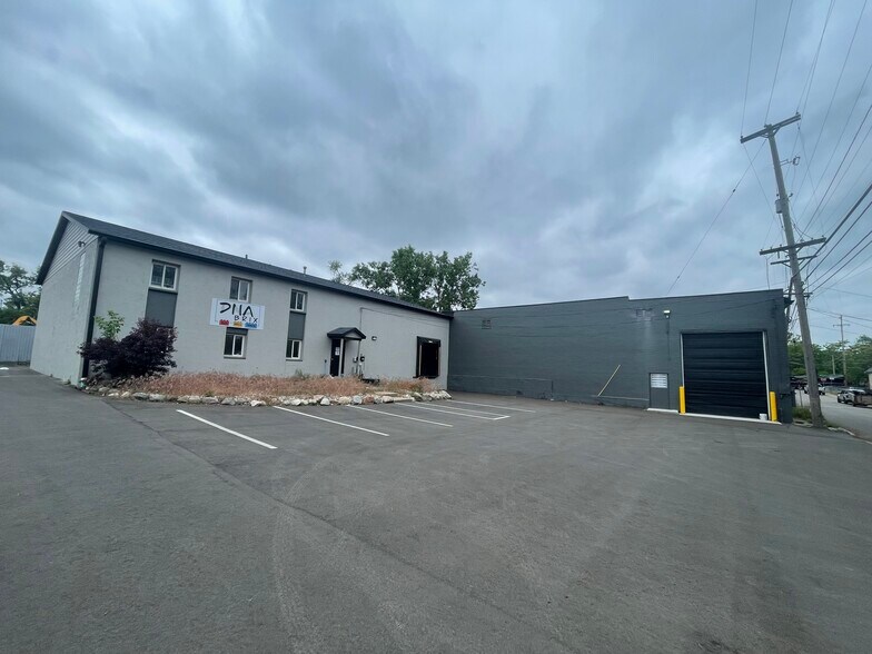 More Photos Of 728 McKendrick, Grand Rapids Manufacturing For Lease