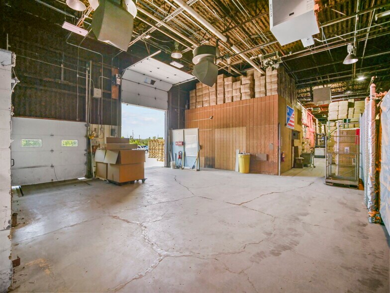More Photos Of 1434-1440 County Rd 565, Sussex Manufacturing For Sale
