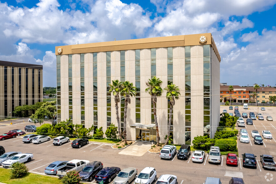 Primary Photo Of 5151 Flynn Pky, Corpus Christi Medical For Lease