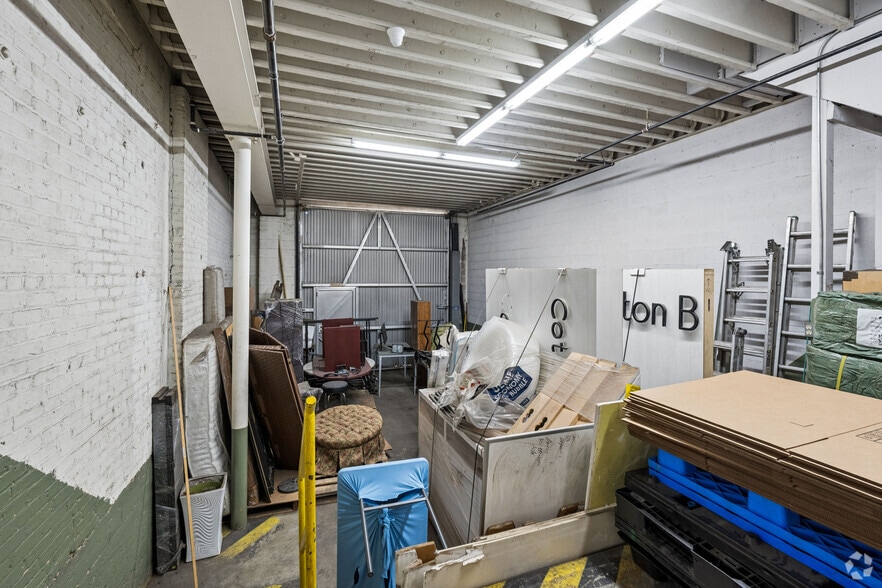 More Photos Of 4383 Fruitland Ave, Vernon Manufacturing For Sale