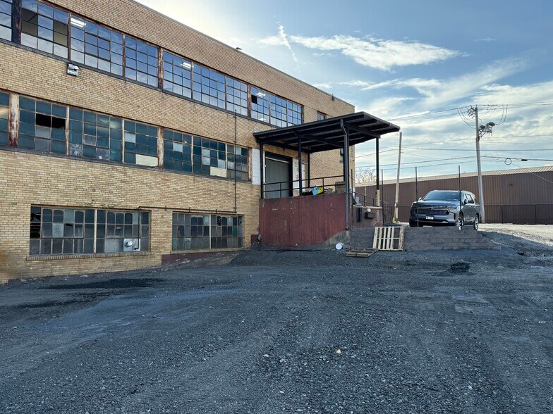 More Photos Of 830 13th Ave, Bethlehem Light Manufacturing For Lease