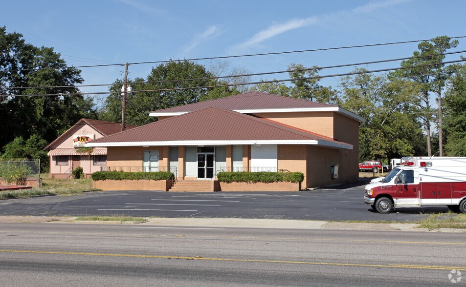 More Photos Of 332 Edgefield Rd, Belvedere Office Residential For Sale