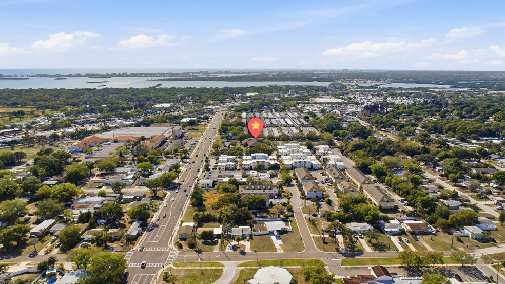 More Photos Of 7655 38th Ave N, Saint Petersburg Office For Sale