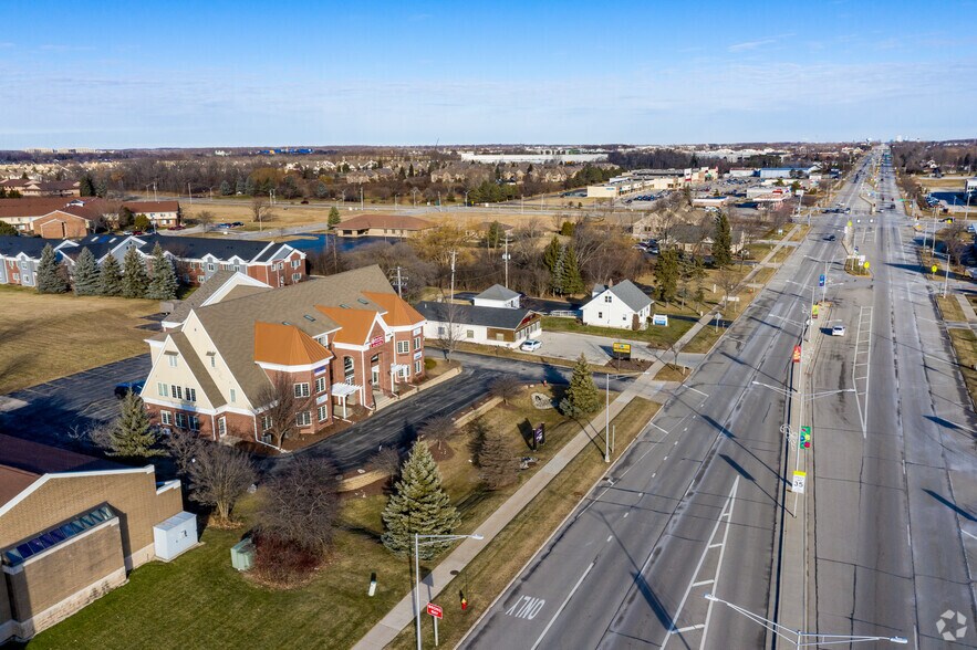 More Photos Of 8825 S Howell Ave, Oak Creek Office For Lease