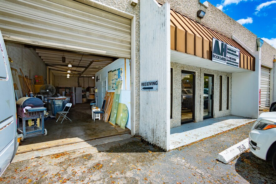 More Photos Of 7301-7325 NW 56th St, Miami Warehouse For Sale