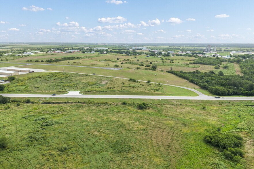 More Photos Of TBD U.S. 183, Gonzales Land For Sale