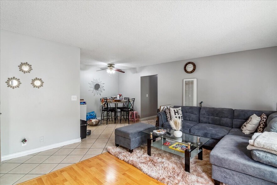 More Photos Of 13717 Chadron Ave, Hawthorne Apartments For Sale