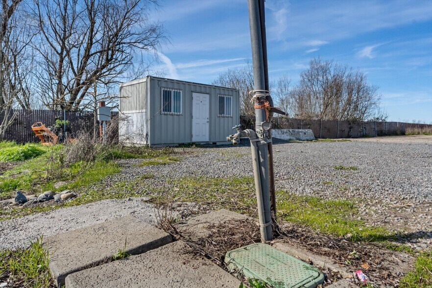 More Photos Of 6263 Sebastopol Ave, Sebastopol Land For Lease