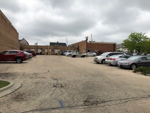More Photos Of 100-118 W Main St, Barrington Storefront For Sale