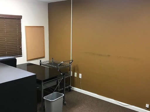 More Photos Of 1090 Knight's Trail Rd, North Venice Light Distribution For Sale