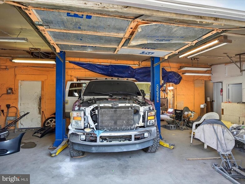 More Photos Of 728-736 E Mifflin St, Lancaster Warehouse For Sale