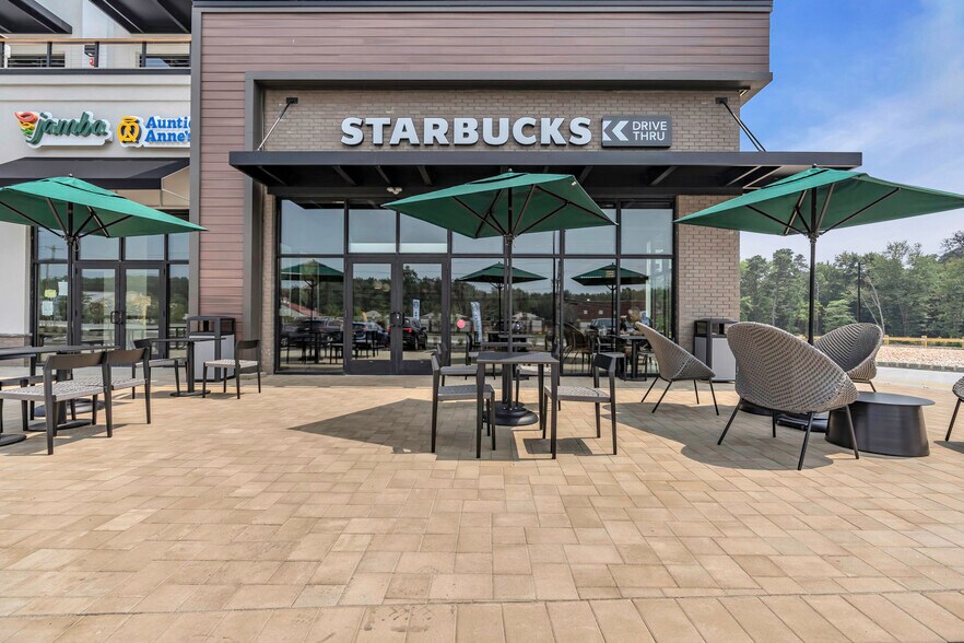 More Photos Of 515 Monmouth Rd, Jackson Sports And Entertainment For Lease