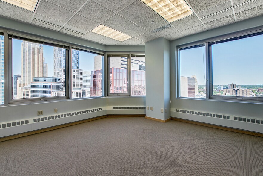 More Photos Of 431 S 7th St, Minneapolis Office Residential For Lease