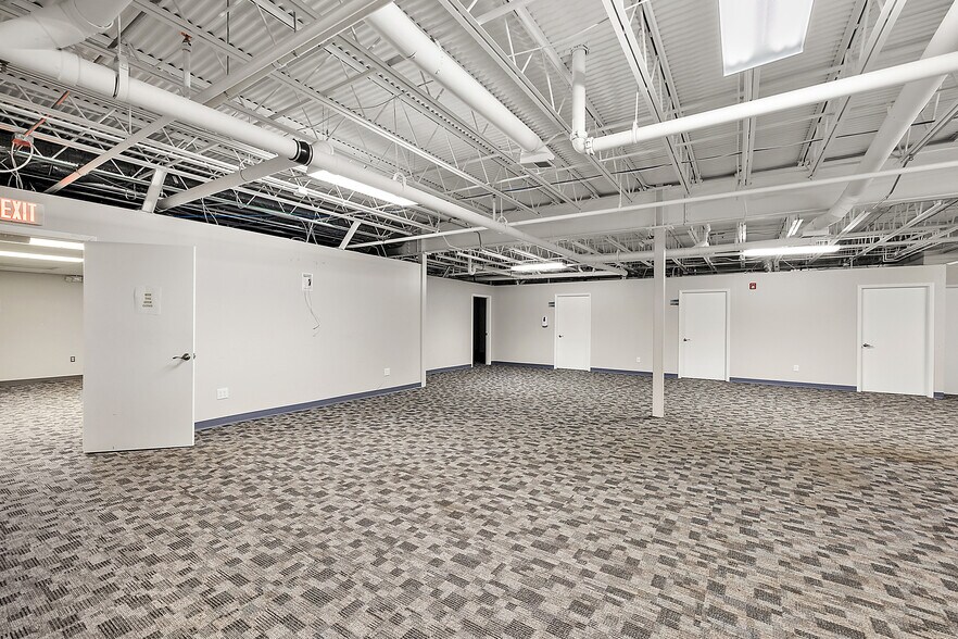 More Photos Of 16100 19 Mile Rd, Clinton Township Medical For Sale