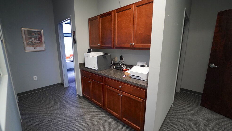 More Photos Of 491 Williamson Rd, Mooresville Unknown For Lease