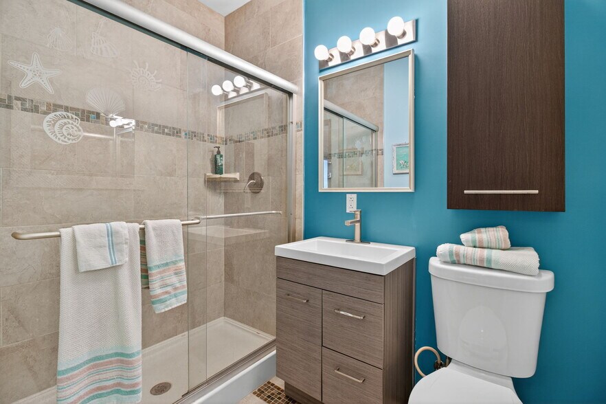 More Photos Of 5657 Shore S blvd, Gulfport Specialty For Sale