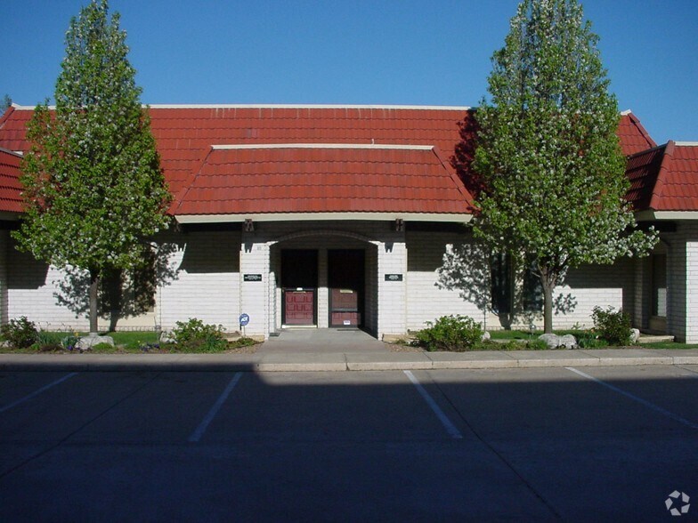 More Photos Of 8150 E Douglas Ave, Wichita Office For Lease