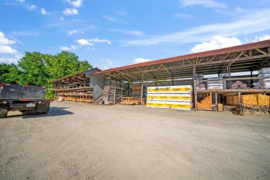 More Photos Of 1305 Seaton Ave, Greenup Warehouse For Sale