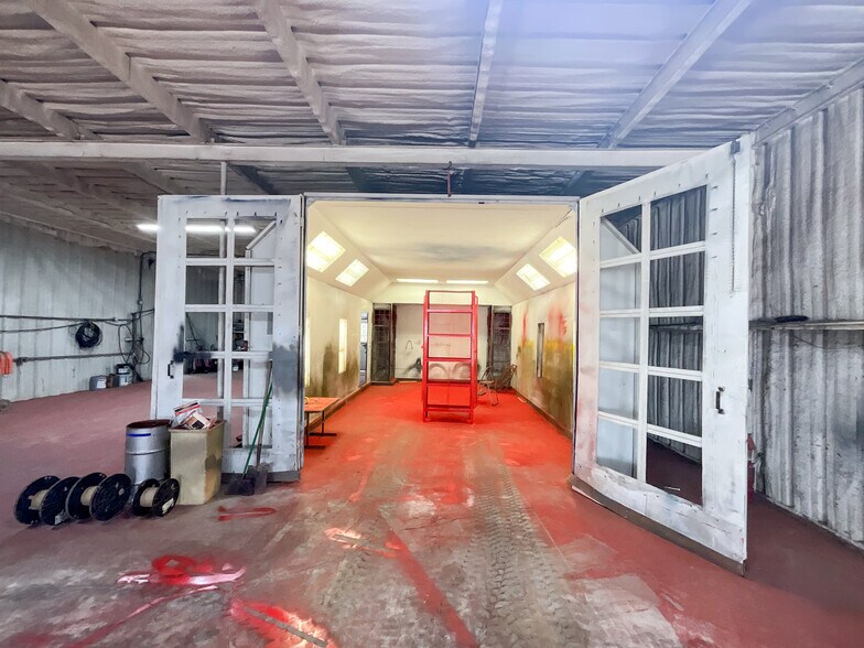 More Photos Of 400 Stoddard st, Odessa Warehouse For Sale