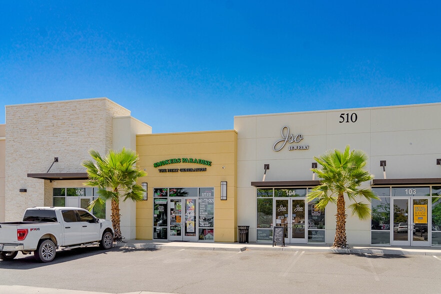 More Photos Of 530 Woollomes Ave, Delano Unknown For Lease