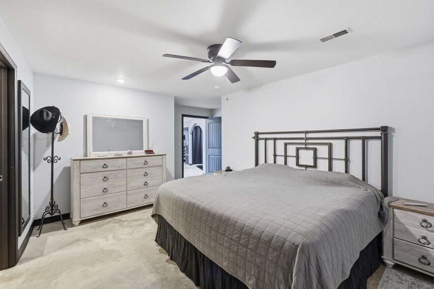 More Photos Of 25695 Mulberry Rd, Webb City Winery Vineyard For Sale
