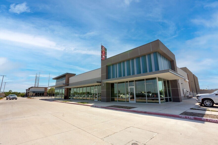 More Photos Of NWQ of I-35 S. and W. Loop 340/Highway 6, Waco Land For Lease