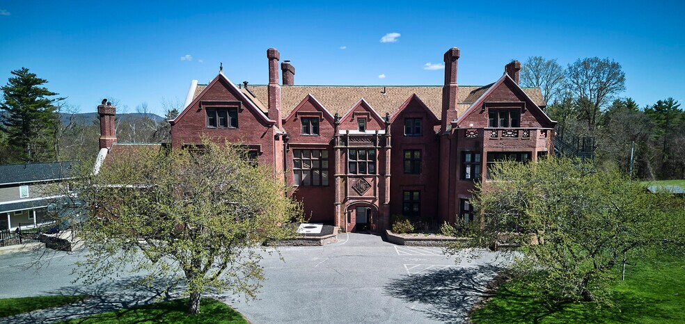 More Photos Of 349 Old Stockbridge Rd, Lenox Specialty For Sale