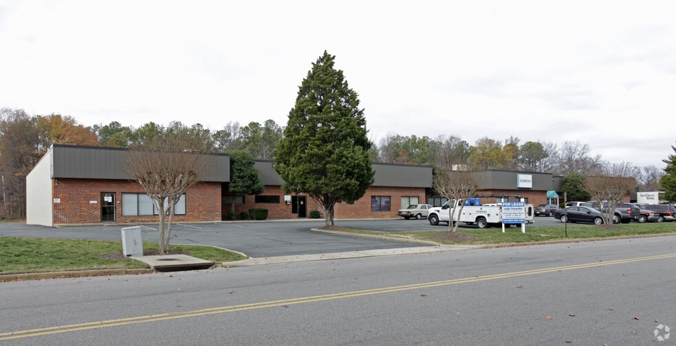 Primary Photo Of 5102-5114 Glen Alden Dr, Richmond Warehouse For Lease