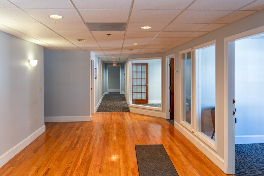 More Photos Of 80 Washington St, Norwell Office For Lease