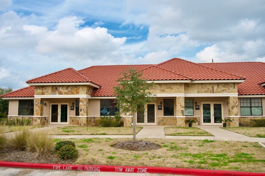 More Photos Of 4502 Riverstone Blvd, Missouri City Medical For Lease