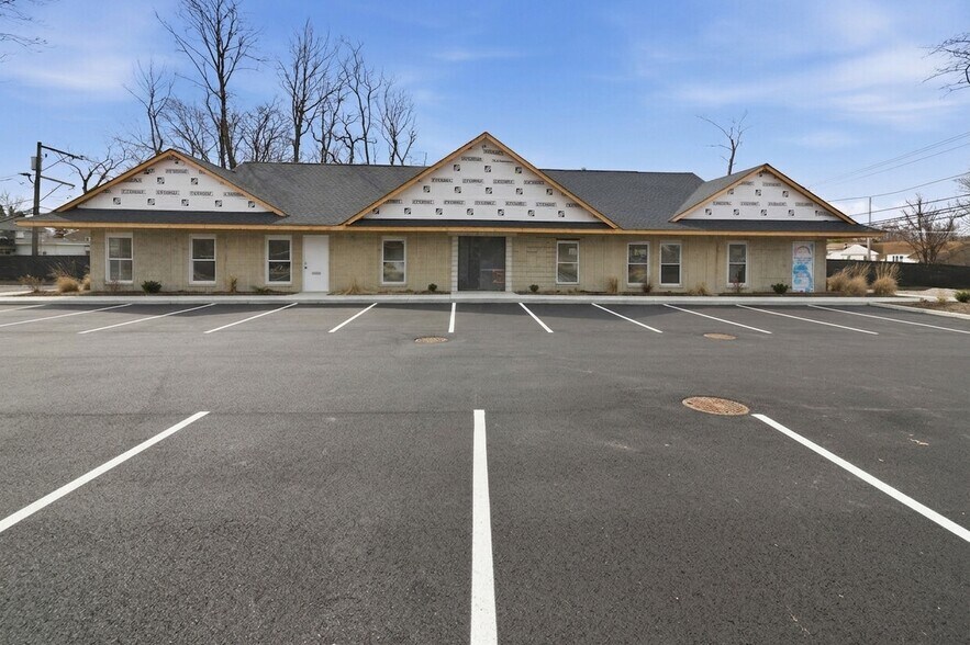More Photos Of 359 Route 111, Smithtown Medical For Sale