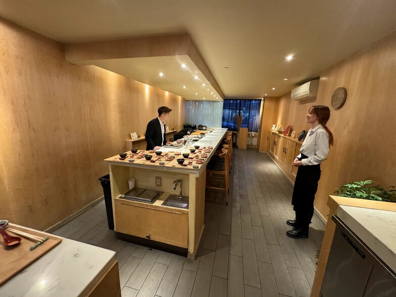 More Photos Of 3712 31st Ave, Astoria Apartments For Lease