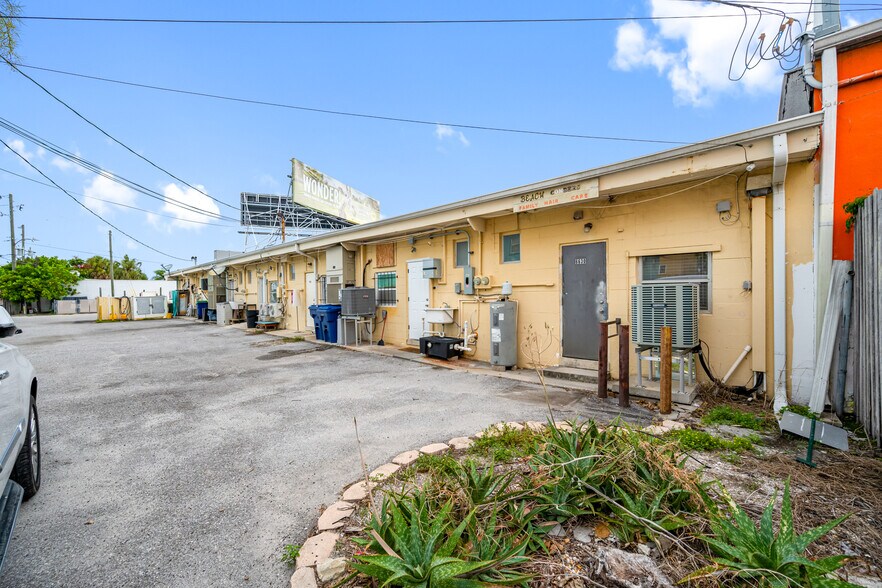 More Photos Of 6630 Gulf Blvd, St Pete Beach Storefront Retail Office For Sale