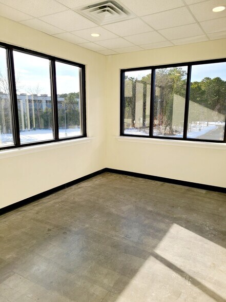 More Photos Of 1922 Hooper Ave, Toms River Storefront Retail Office For Lease