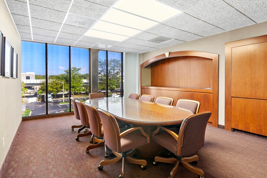 More Photos Of 420 S Dixie Hwy, Coral Gables Loft Creative Space For Sale