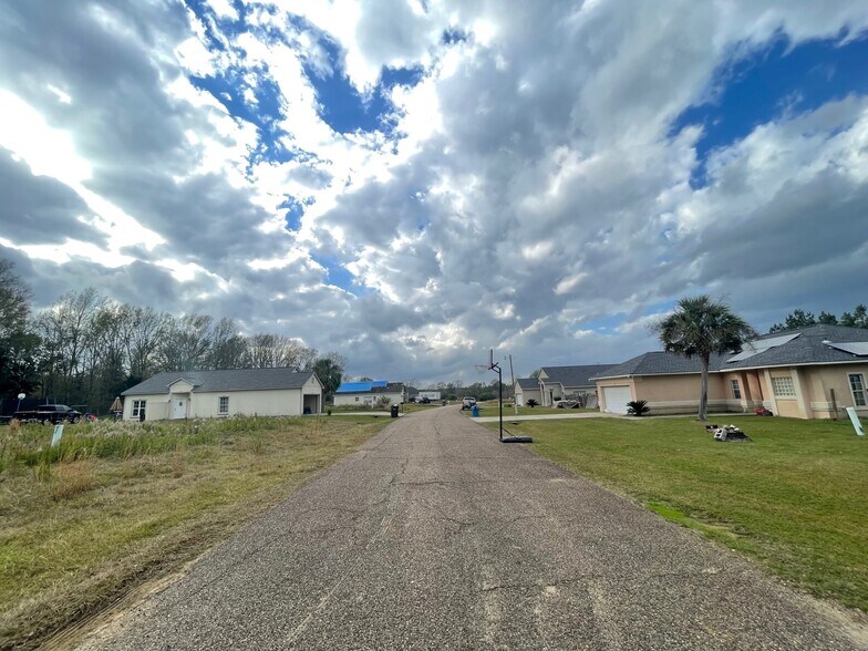 More Photos Of Charles Davis, Amite Land For Sale