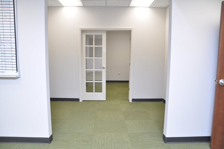 More Photos Of 1200 Premier Dr, Chattanooga Loft Creative Space For Lease