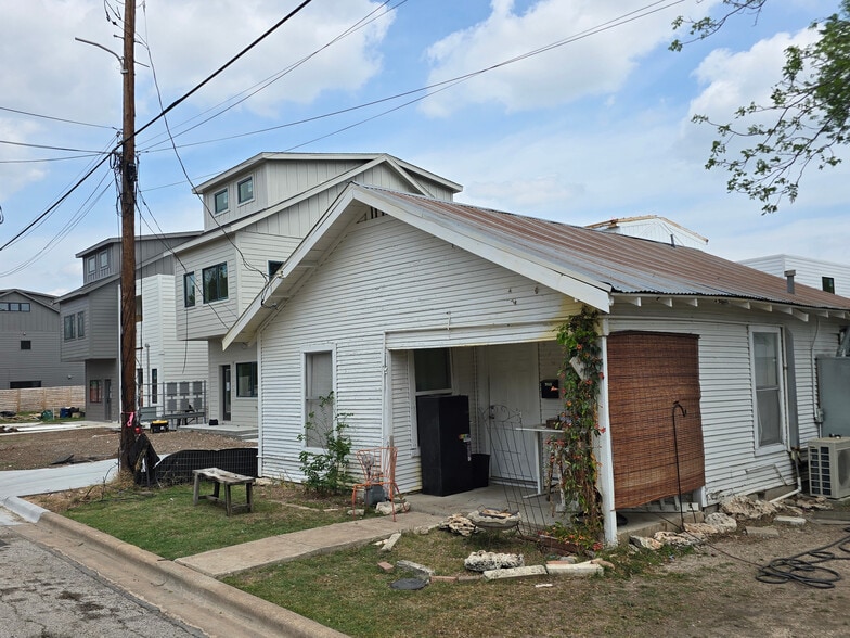 More Photos Of , Austin Multifamily For Sale