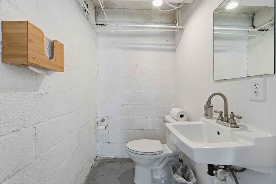 More Photos Of 829 Gale Ln, Nashville Loft Creative Space For Sale