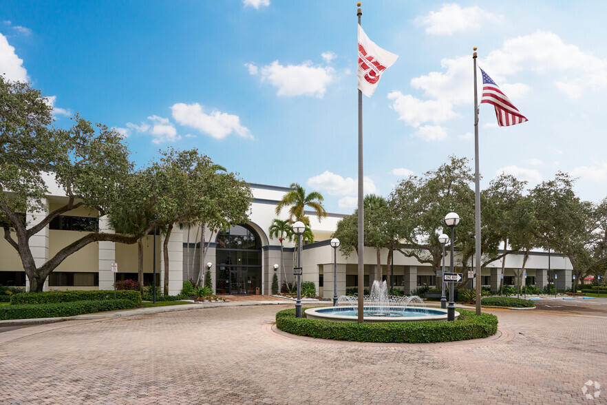 Primary Photo Of 5300 Broken Sound Blvd NW, Boca Raton Office For Lease