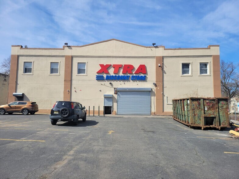 More Photos Of 926-932 Broadway, Newark Freestanding For Lease