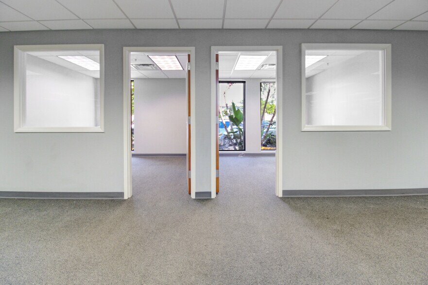 More Photos Of 895 SW 30th Ave, Pompano Beach Office For Lease