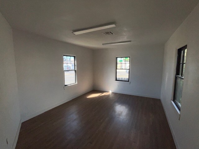 More Photos Of 3230 N El Dorado St, Stockton Office For Sale